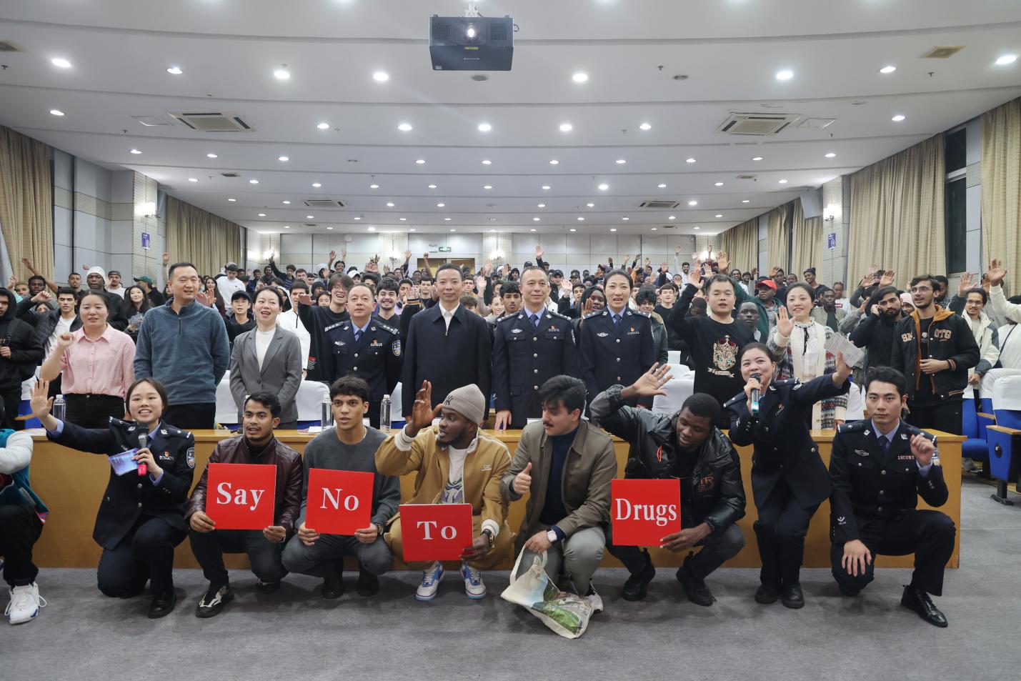 B0E4196264610EAA64E7A0F0C0862669